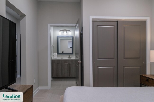 Photo - 600 19th St N Unidad 608