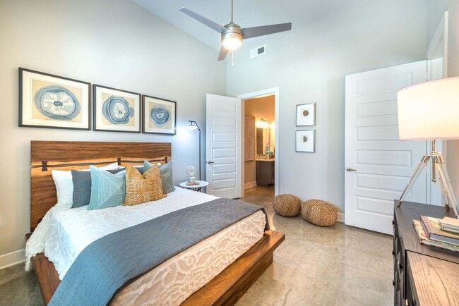 Lakeview Apartments