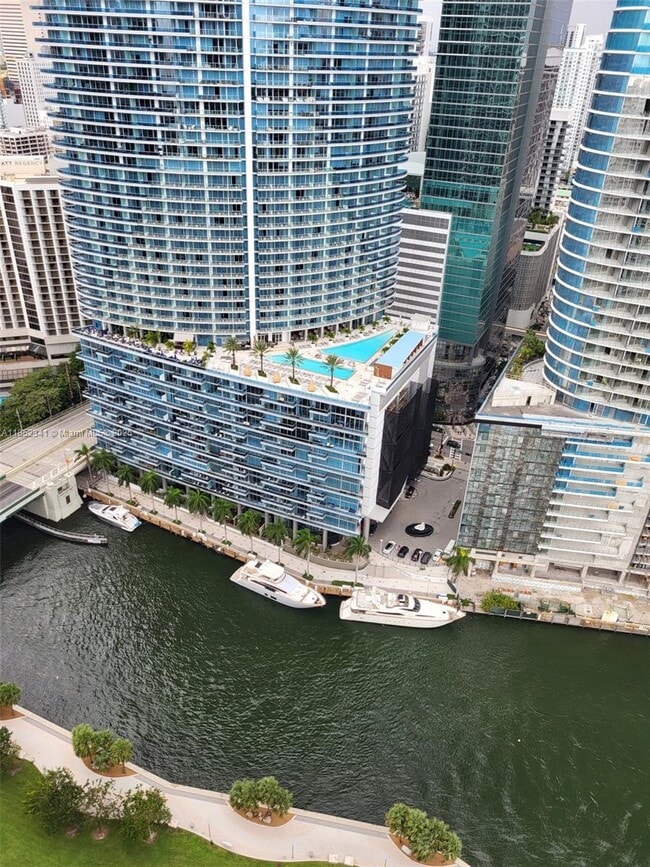 Building Photo - 465 Brickell Ave Unit 3804 Rental