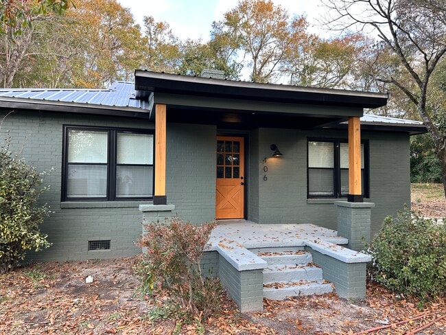 Photo - 406 Phillips Ave Unit 1