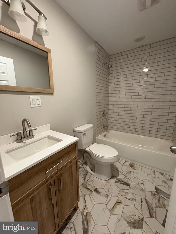 Photo - 2900 N 5th St Unit 4