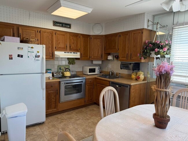 Photo - 9506 Ventnor Ave Unit 12