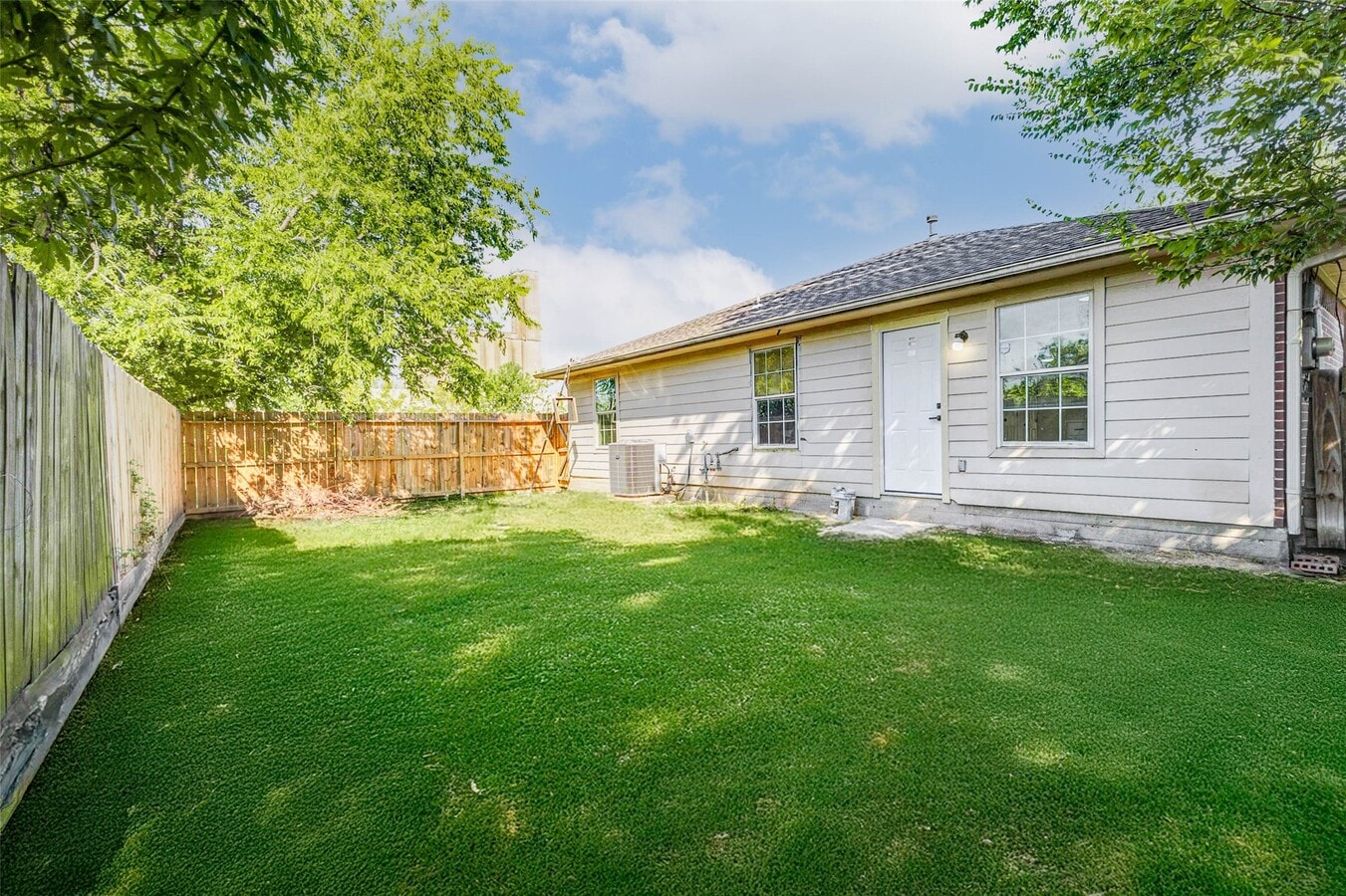 Photo - 10102 Wiggins St Casa