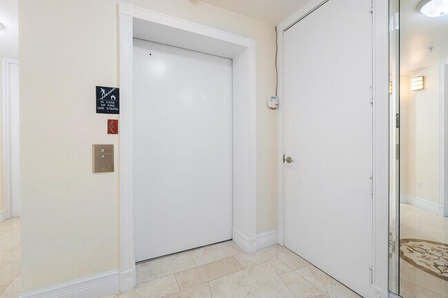Photo - 201 S Narcissus Ave Condo Unit 605