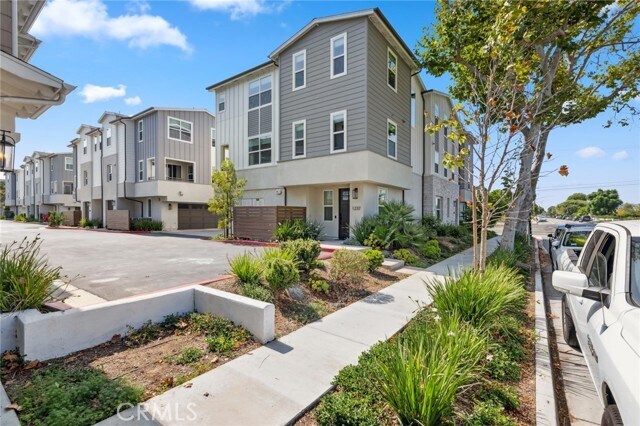 Photo - 1237 Winslow Ln