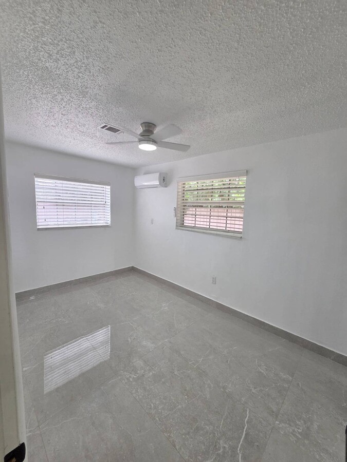 Photo - 16920 NW 53rd Ave