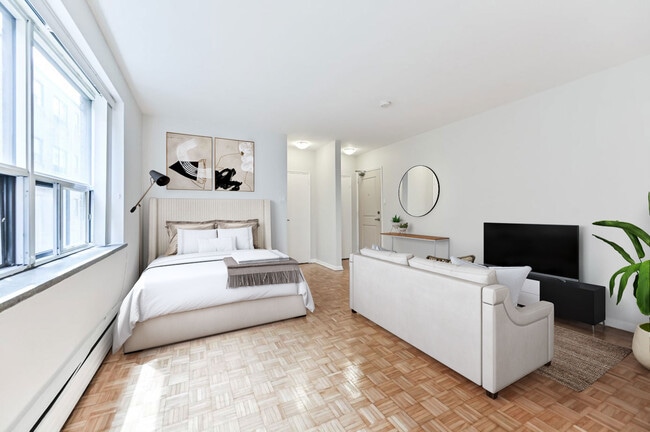 Building Photo - 153 St George St Unit 00206