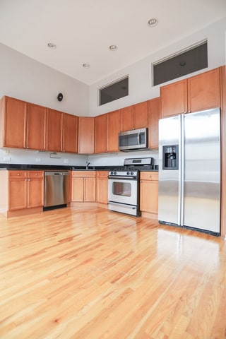 1519 N Milwaukee Ave Unit 002R