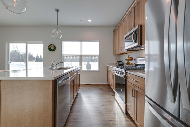 Photo - 2490 Olivia Ct