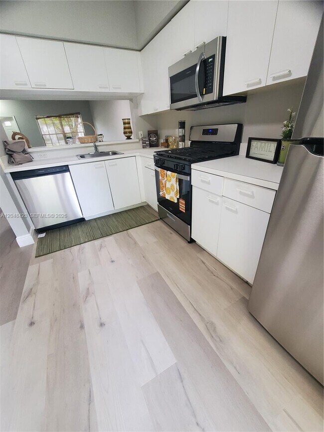 Photo - 7858 Dixie Beach Cir Unit 7858