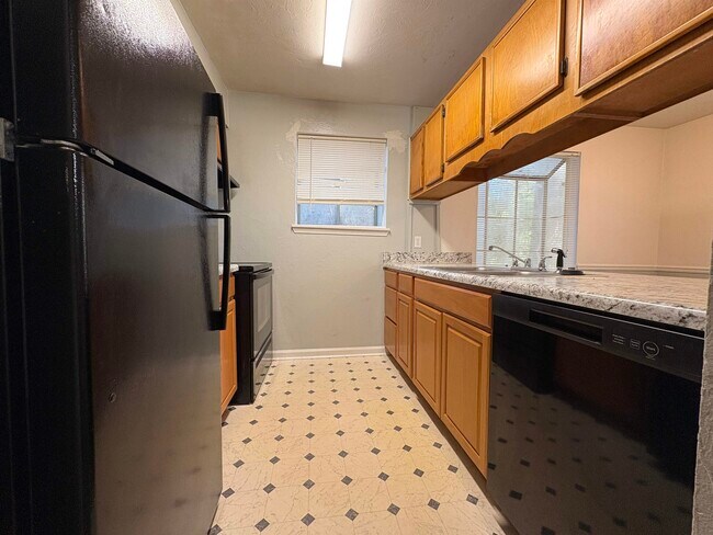 Photo - 1810 Sylvan Ct