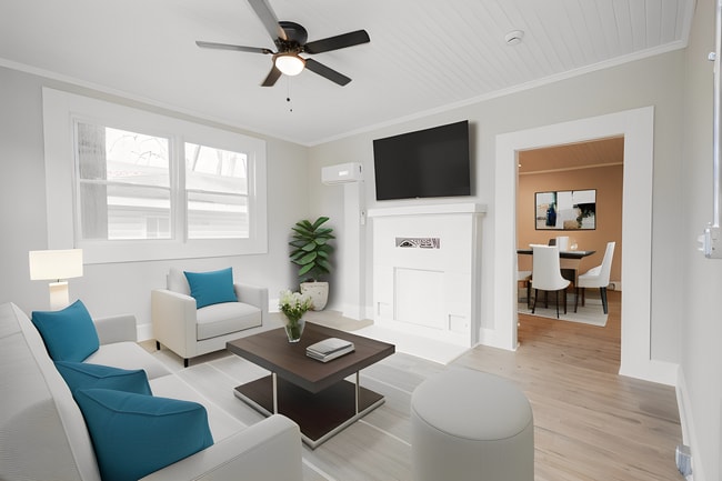 Photo - 725 W Poplar St Unit B