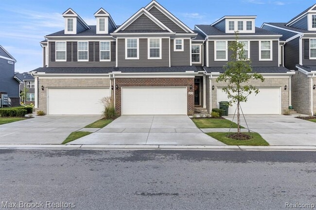 Photo - 4819 Glenora Dr