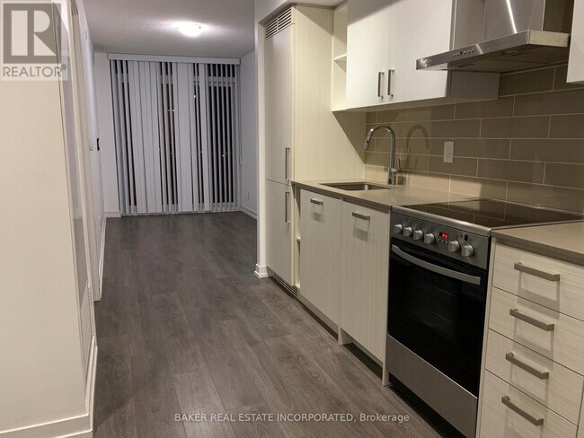 Photo - 125 Redpath Ave Unité 3012