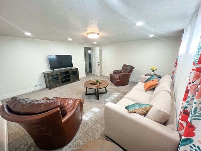 Photo - Orem Historic Home Unidad Basement