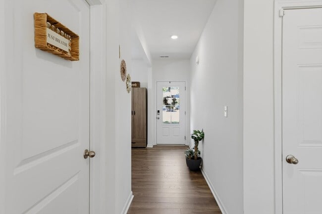 Photo - Refined Living in Hardin Valley | Modern Luxury Home with Loft & Outdoor Retreat