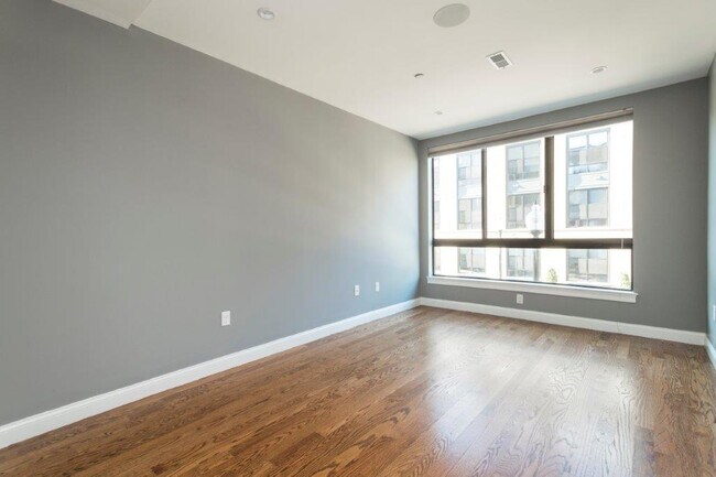 Photo - 339 D St Unit 5