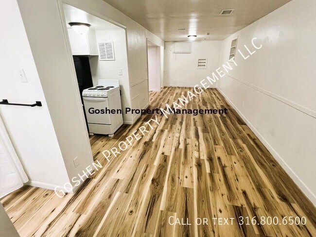 Photo - Studio - All Bills Paid Unit 1435 1/2 N Fairmount
