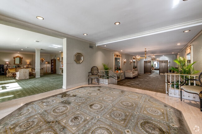 Blair House Apartments
