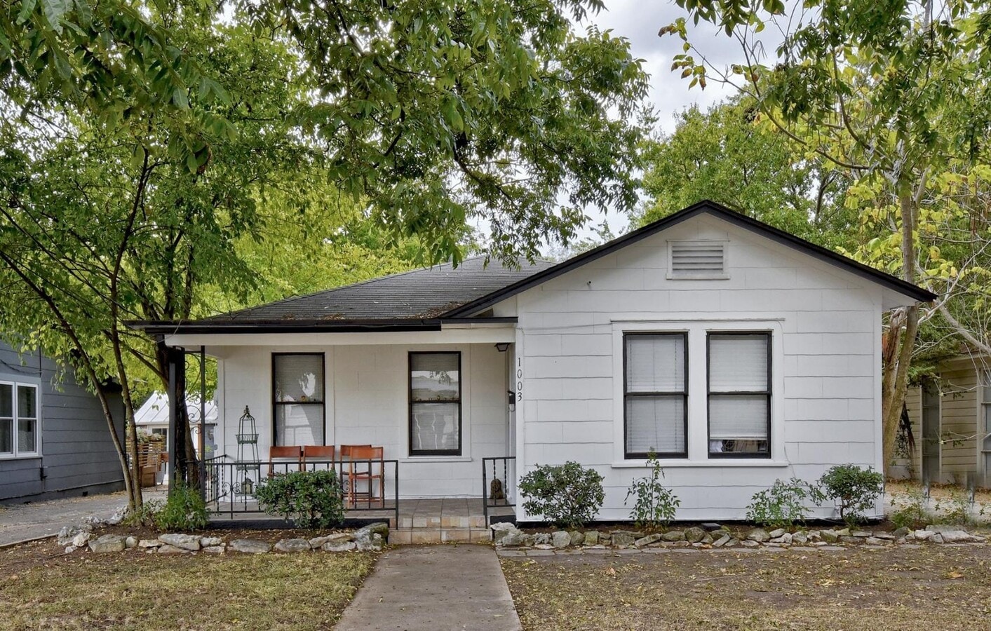 Photo - 1003 E 45th St