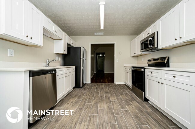 Photo - 30 Berkshire Dr
