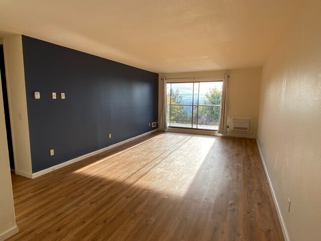 Living Room - 45 Eagle Crest Dr Unidad 308