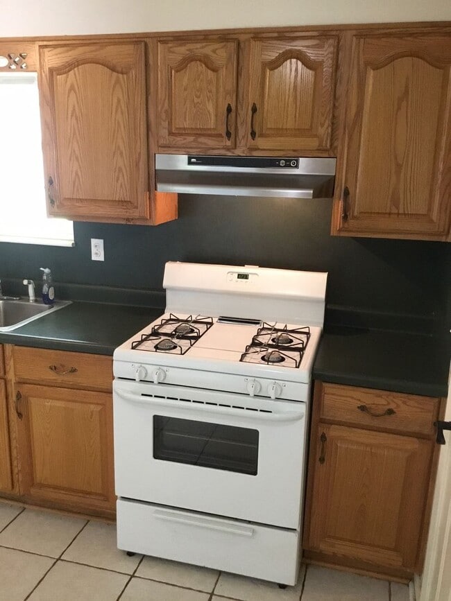 Photo - ADORABLE ANDERSON ISLAND. 2/1 NICE PATIO. FENCED YARD.