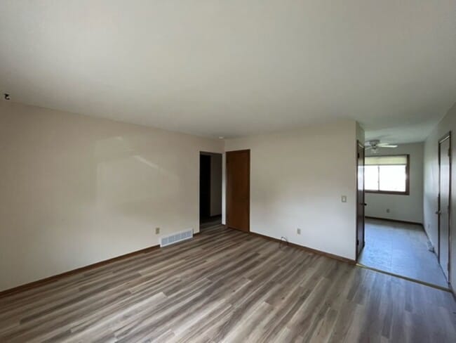 Photo - 425 Unit 905