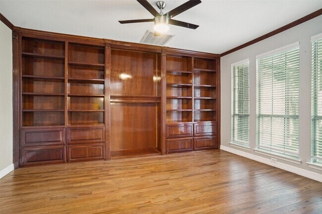 Photo - 1421 Savoy Ct Casa