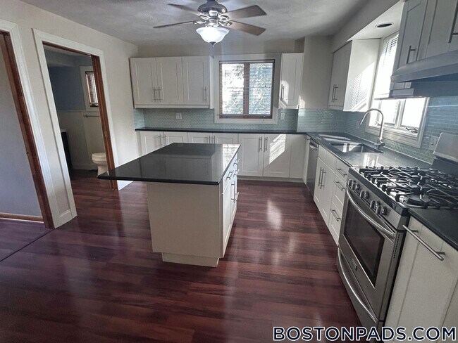 Photo - 60 Homer Ave Unidad 1