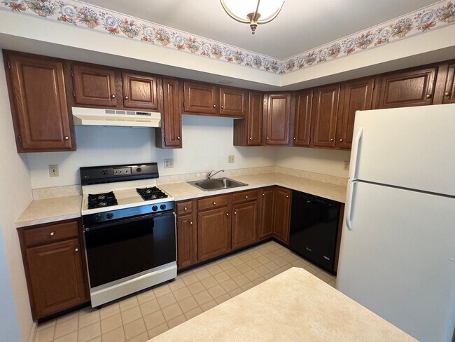 142 Bartlett Ct