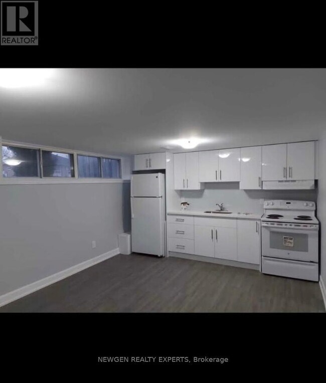 Photo - 41 Aloma Crescent