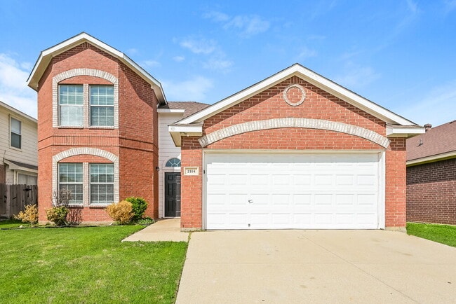 Building Photo - 2104 Deniro Dr