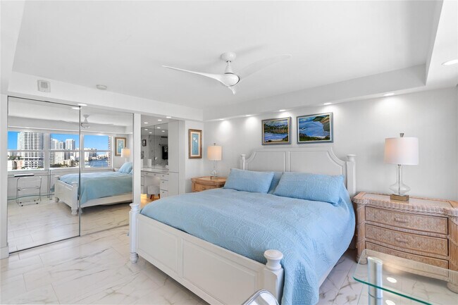 Photo - 121 Golden Isles Dr