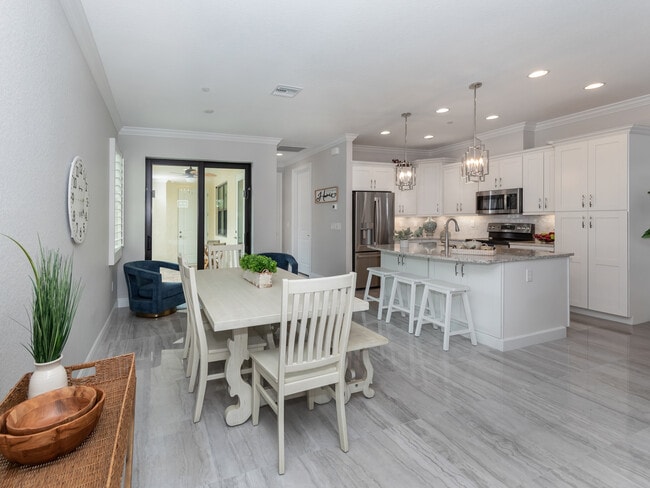 Photo - 906 E Venice Ave Casa