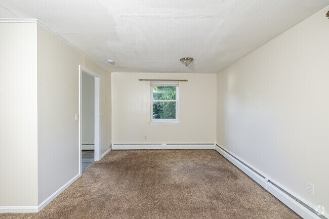 2 habitaciones, 1 baño - 975 pies cuadrados - Comedor - Westphal Apartments