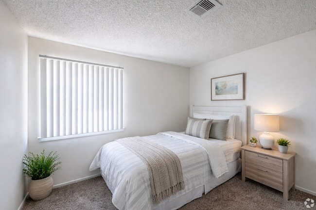 3BR, 2BA Guest Bedroom - Virtually Staged - Casa De Alicia Apartments