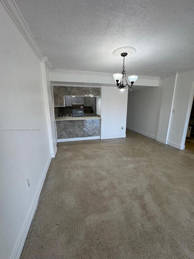 Photo - 1910 W 56th St Unit 3320