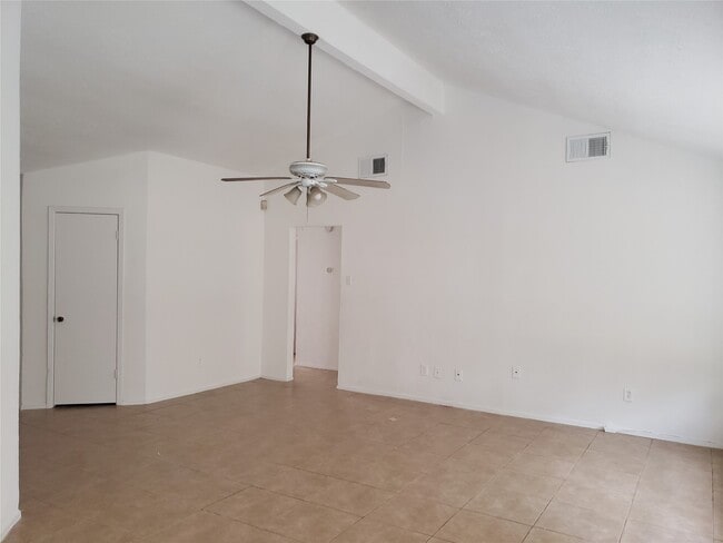 17318 Artwood Ln