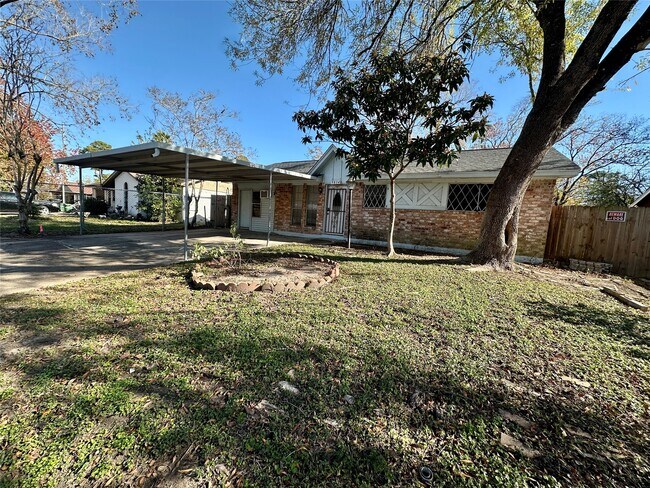 Photo - 9834 Denning Dr