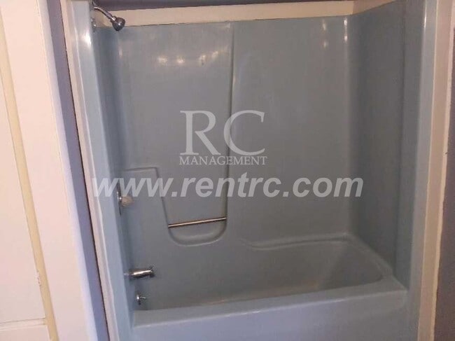 905 Sprague-