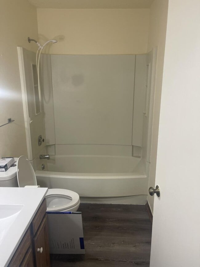 Photo - 1376 Red Tail Hawk Dr