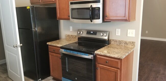 Photo - 3706 Pioneer Dr