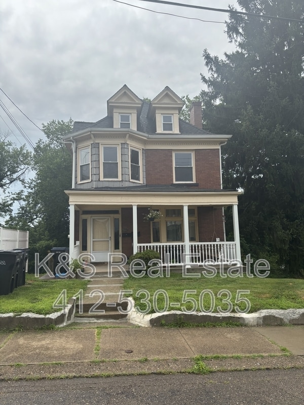 Building Photo - 5227 Clarwin Ave Rental