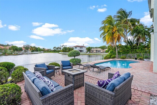 Photo - 13398 SW 28th St