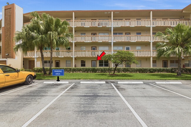 Photo - 1025 Newcastle B Unit 1025