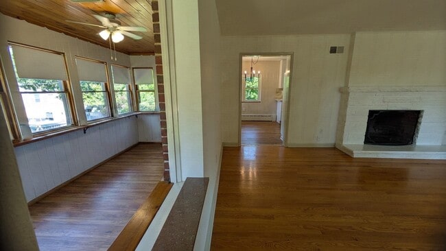 Photo - 65 Ridge Line Dr