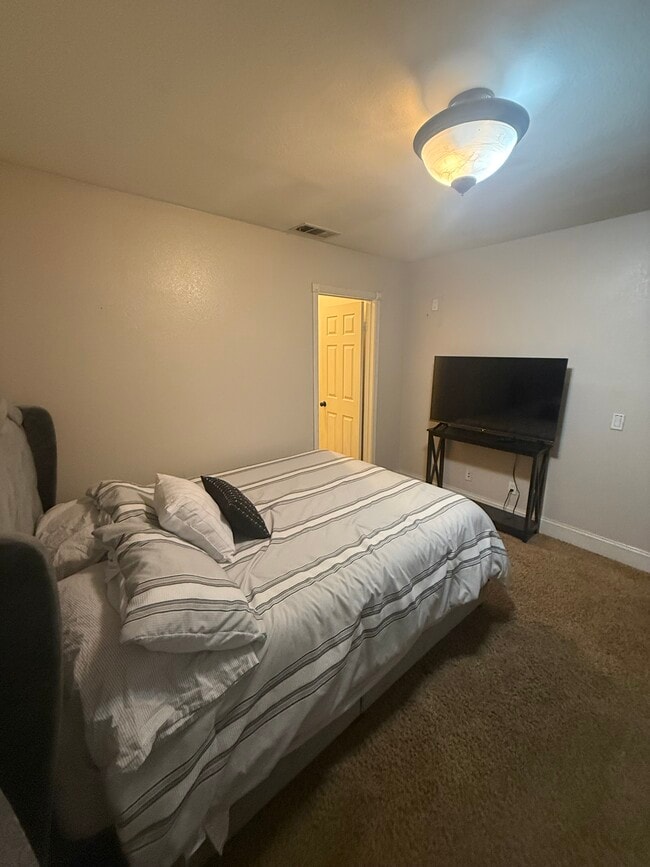 Photo - 5712 Peter Wilks Ct