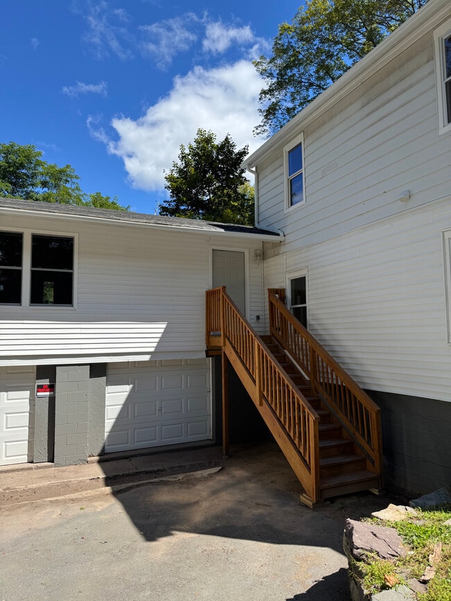 19 Starr Ave