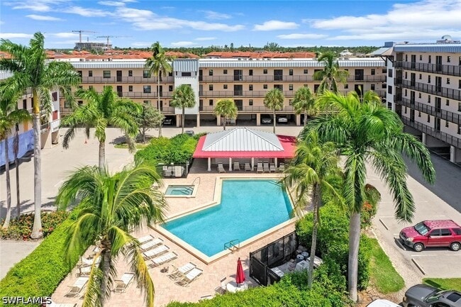 Photo - 807 River Point Dr Unit 102D